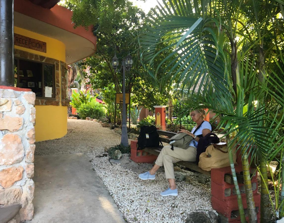 The Pickled Onion B&B And Restaurant Uxmal Santa Elena Exterior photo